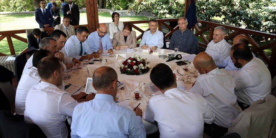 Başbakan Yıldırım: Silahlı Darbe Girişimine Pabuç Bırakmadan Dimdik Ayaktayız