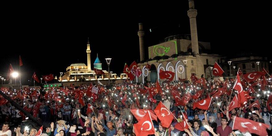 Konya nöbete devam ediyor