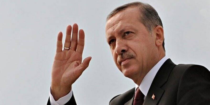 Erdoğan : O şarlatana kulak veren herkes...