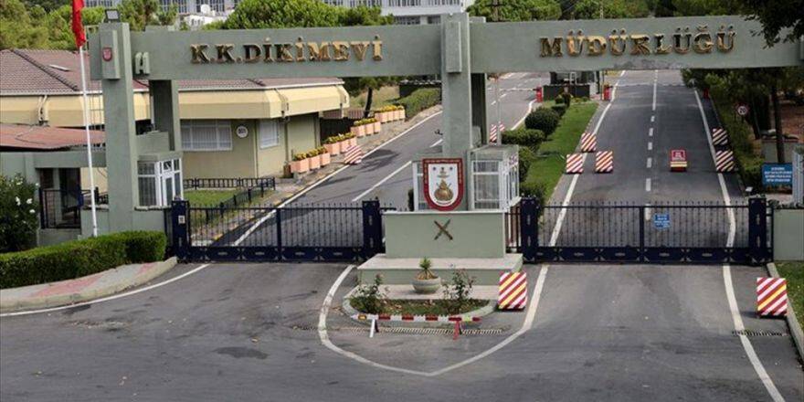 Kışlaların Önündeki Hafriyat Kamyonları Çekildi