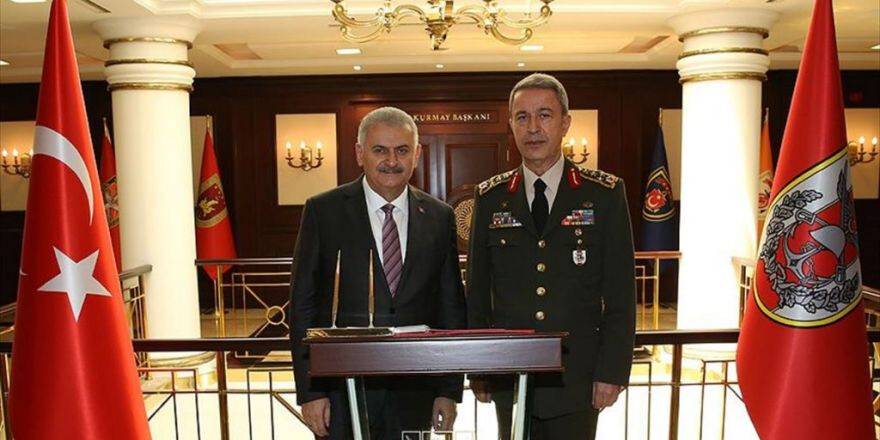 Yıldırım Cuma Namazını Genelkurmay'da Kıldı
