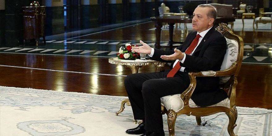 Cumhurbaşkanı Erdoğan Le Monde'a Konuştu: Batı Türkleri Yalnız Bırakmayı Tercih Etti