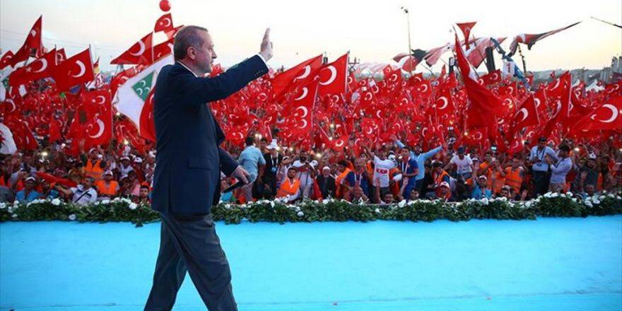 Arap Medyasında "Demokrasi Ve Şehitler Mitingi" Geniş Yer Buldu