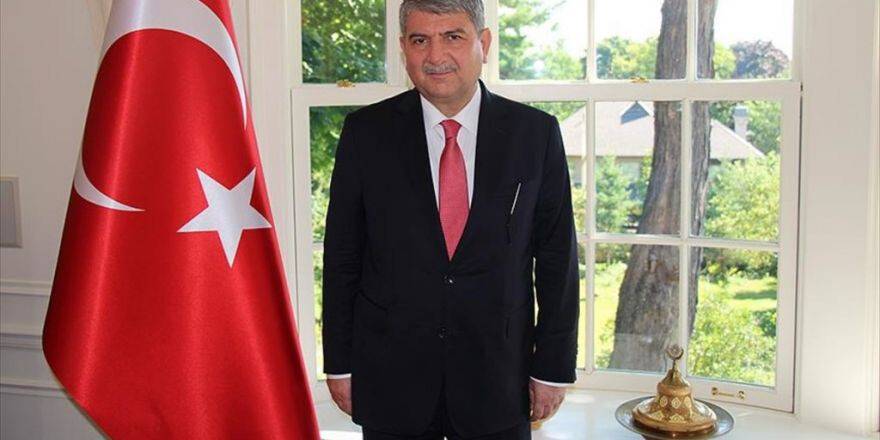'Himmet Paralarıyla Kanadalı Devlet Görevlilerini Tatile Göndermişler'