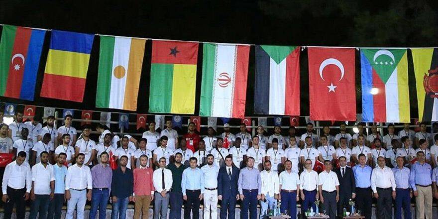 Darbeye İnat Uluslararası Gençlik Dayanışması