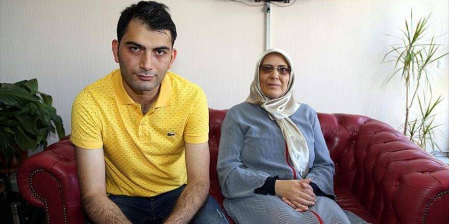 'Sol Kulağın Sağ Kulağından Büyük' Deyip Subaylık Hayalini Çaldılar