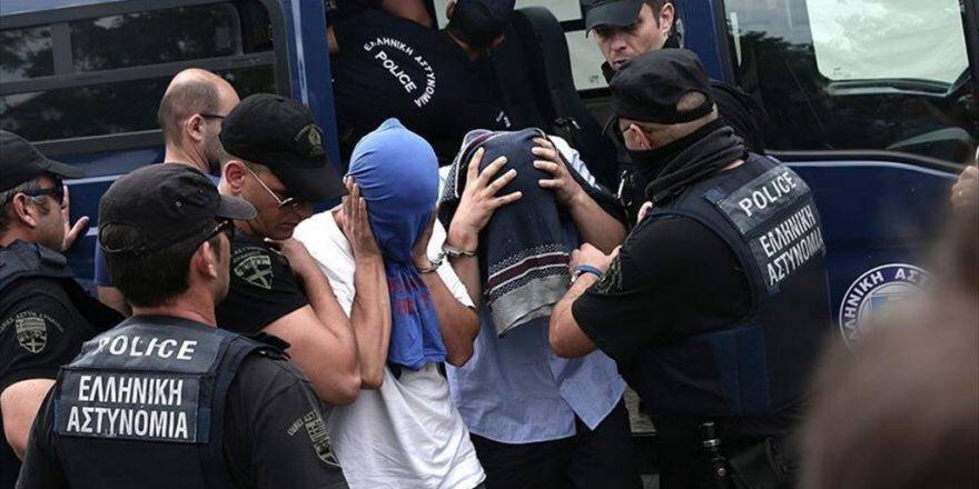 Yunanistan'a Kaçan Darbeci Askerlerin İadesi İstendi