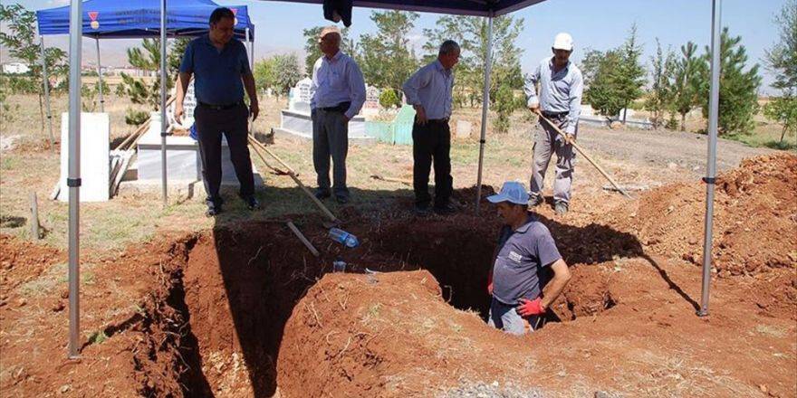 Şehit Baba Oğul Yan Yana Defnedilecek