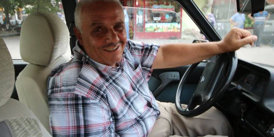 Dolandırılmaktan oğlu ve torunu kurtardı