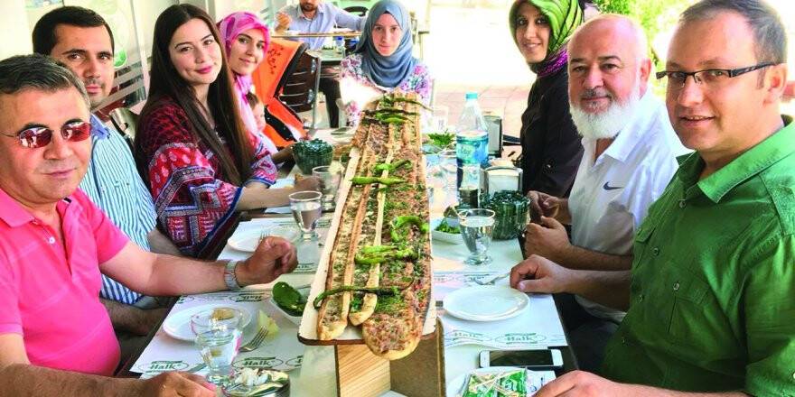 Halk etliekmek’in İngiltere’den misafirleri var