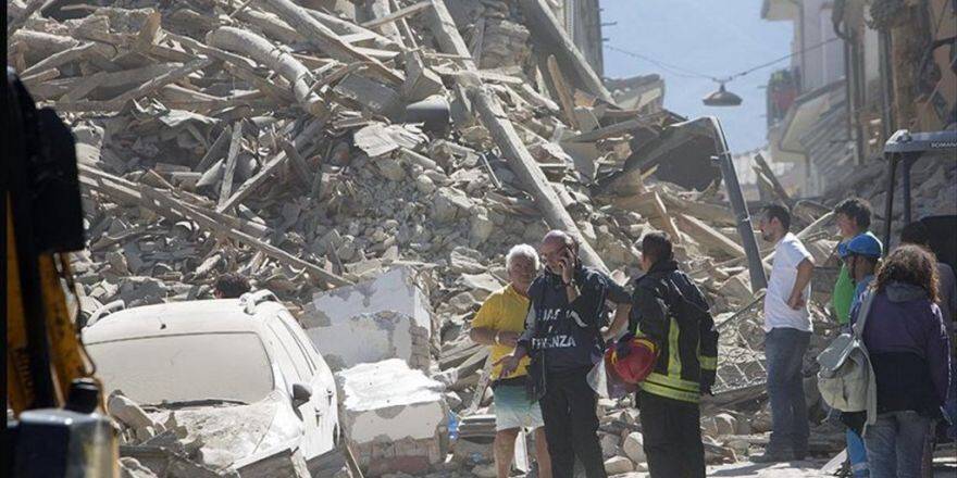 İtalya’daki Depremde Bilanço Ağırlaşıyor