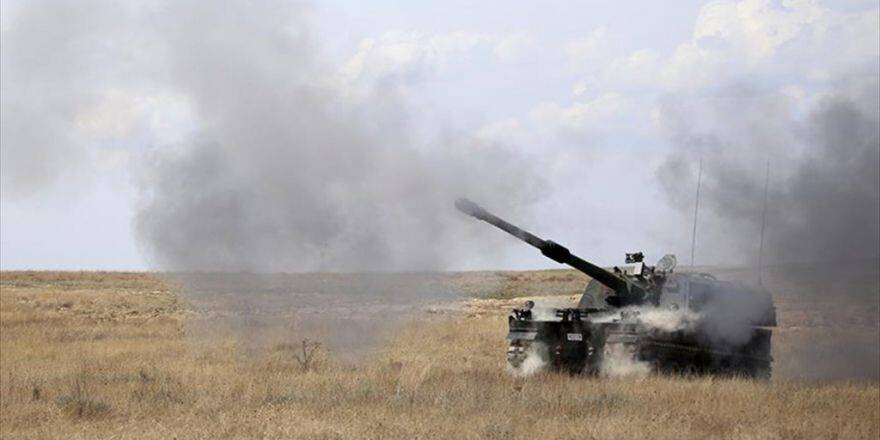 Tsk Cerablus'ta Teröristlere Ait 21 Hedefi Fırtına Obüsleriyle Vurdu