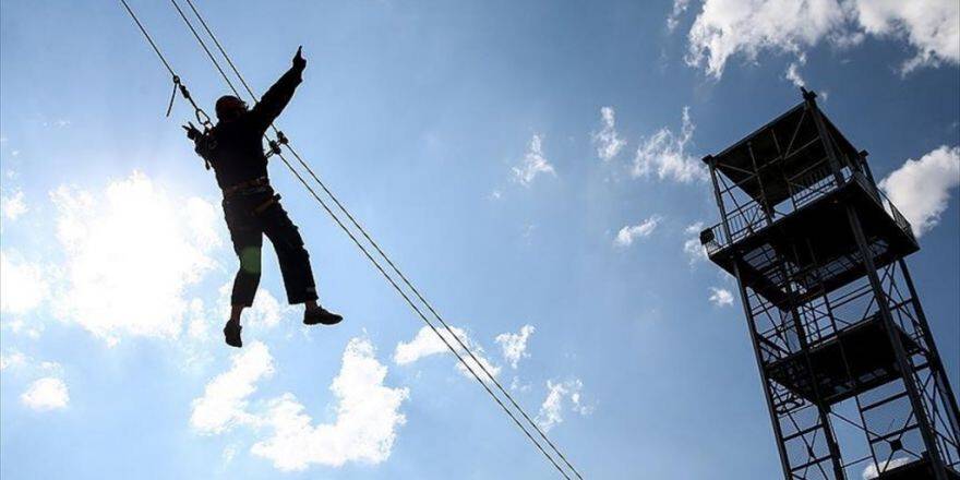 Savaş Muhabiri Adayları Zorlu Eğitimlerden Geçiriliyor