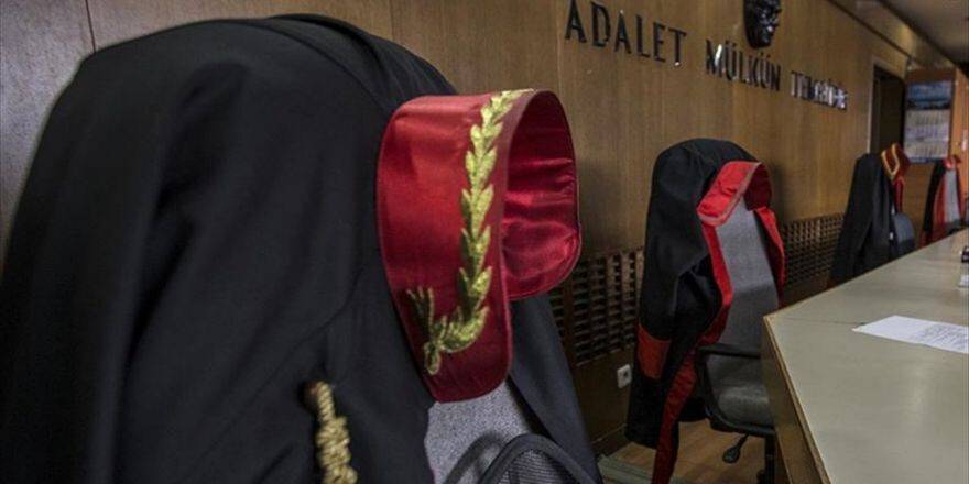 543 Hakim Ve Savcı Meslekten İhraç Edildi