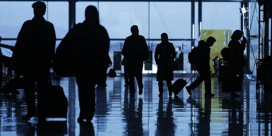 Rusya'dan Türkiye'ye İlk Charter Uçağı Yola Çıktı