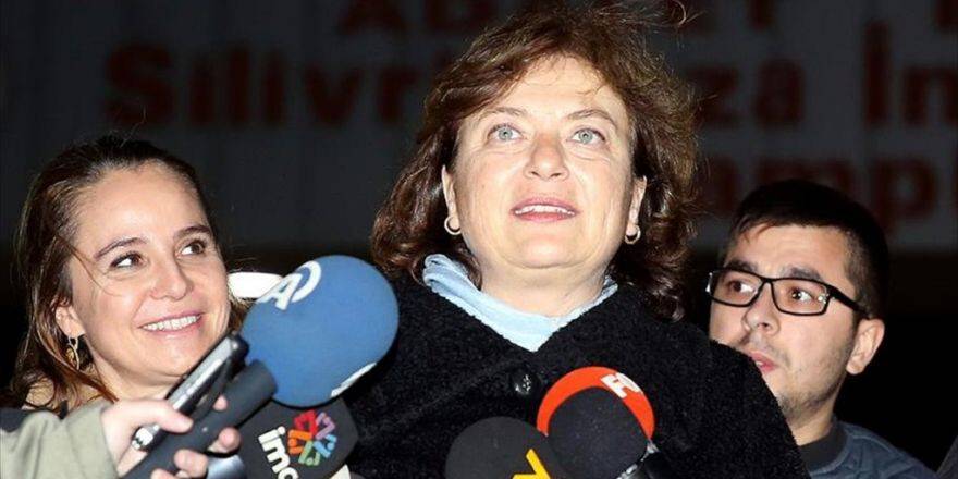 Dilek Dündar'ın Yurt Dışına Çıkışına İzin Verilmedi