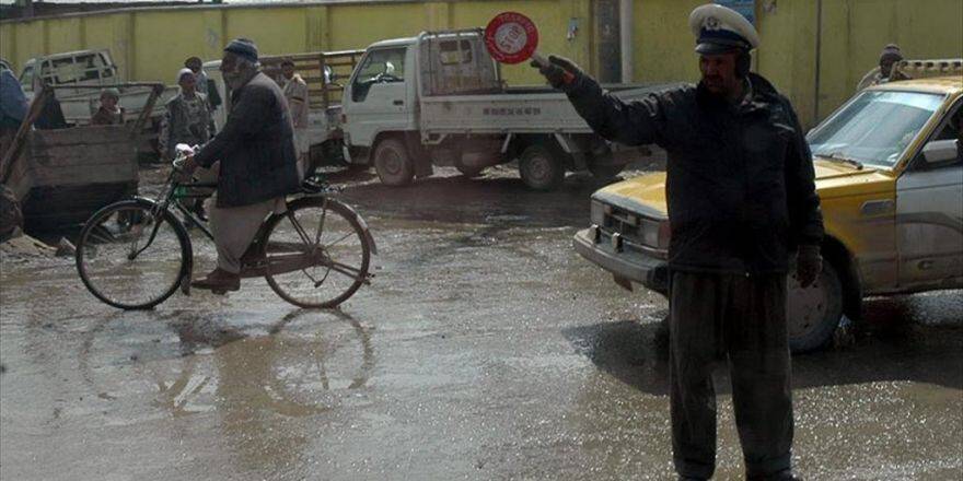 Afganistan'da Trafik Kazası: 36 Ölü