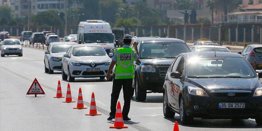 Bayram Tatilinde Trafiğe Sıkı Denetim