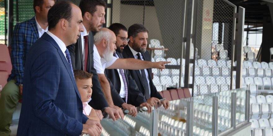 Cumhurbaşkanı Başdanışmanları Ukrayna maçı için Arena’ya gelecekler.