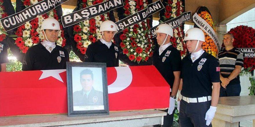 Şehit Polis Memuru Sarıtaş Son Yolculuğuna Uğurlandı