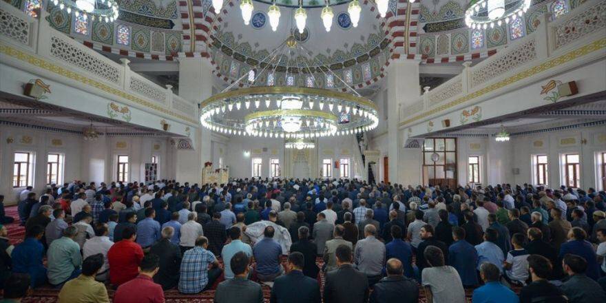 Kurban Bayramı Kutlanıyor