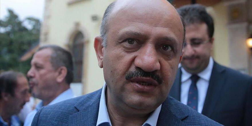 Milli Savunma Bakanı Işık: Teröre Yataklık Eden Demokrasi Kılıfına Sığınamaz