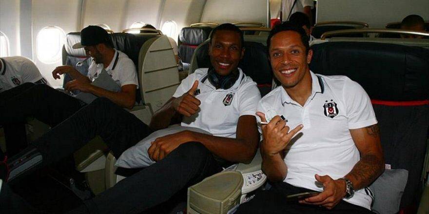 Beşiktaş Benfica Maçı İçin Portekiz'e Gitti