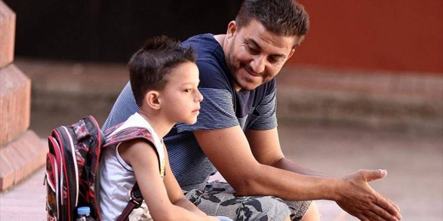 'Uygun Sınırlayıcı Tutum' Okulda Başarıyı Artırıyor