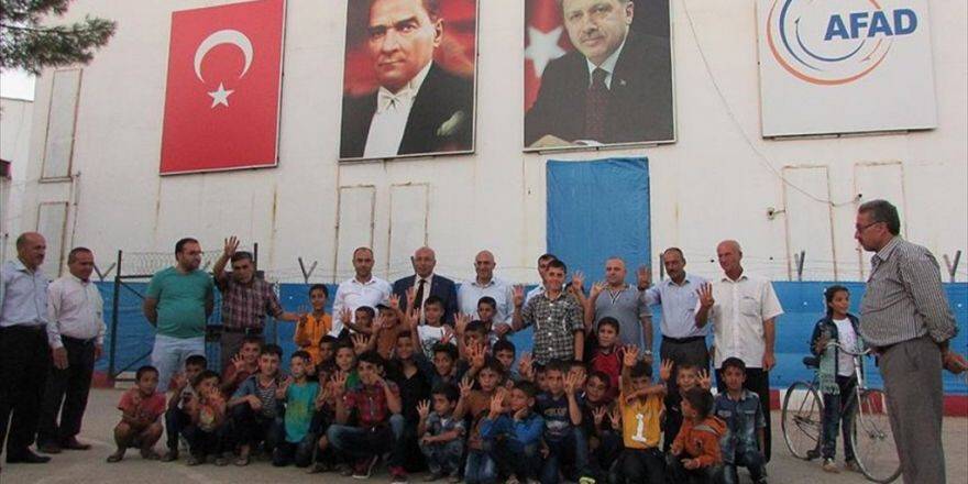 Çadır Kentte Bayramlaşma