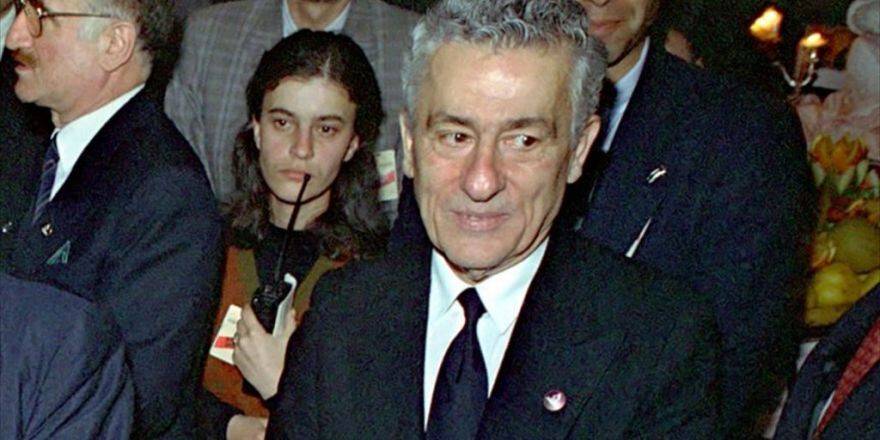 Eski Anayasa Mahkemesi Başkanı Darıcıoğlu Vefat Etti