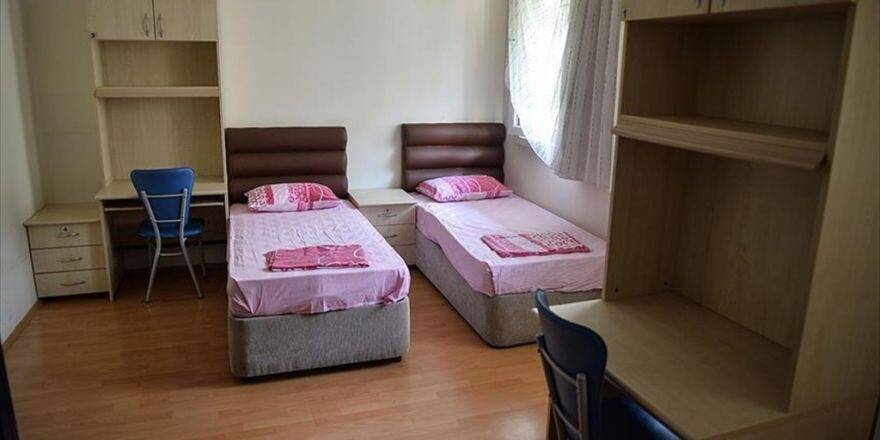 Lys'de Dereceye Giren Öğrenciye 'Yurt' Bursu