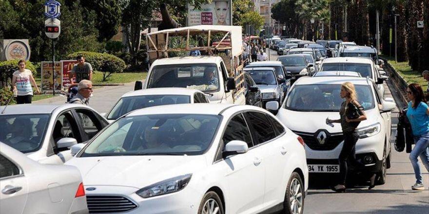 Tatilcilerin Dönüş Yolculuğu Erken Başladı