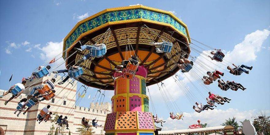 Vatandaşlar Bayramda İstanbul'un Tadını Çıkardı