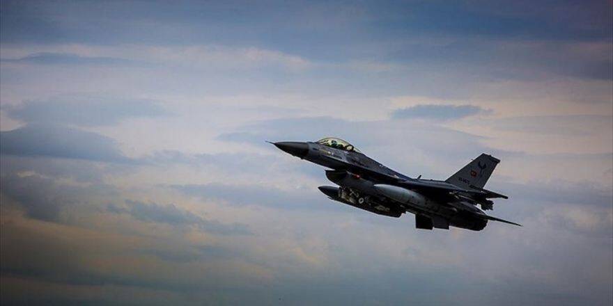 Irak'ın Kuzeyi İle Çukurca'da Dört Terörist Etkisiz Hale Getirildi