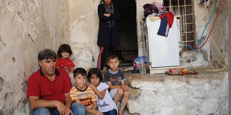 Suriyeliler Bayramı Buruk Geçiriyor