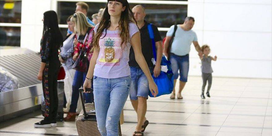 Rus Turistlerden Türkiye'ye Büyük Talep