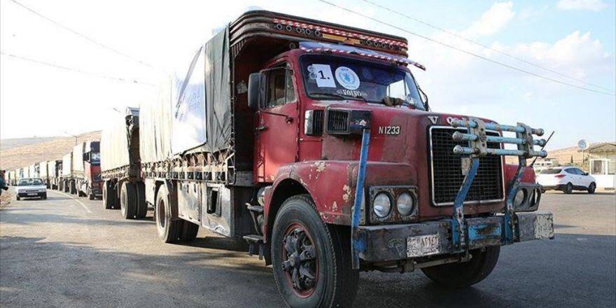 Halep'e Yardım Götüren 40 Tır Güvenlik Gerekçesiyle Bekletiliyor