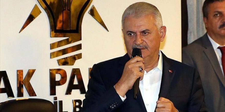 Dostla düşman ortaya çıktı