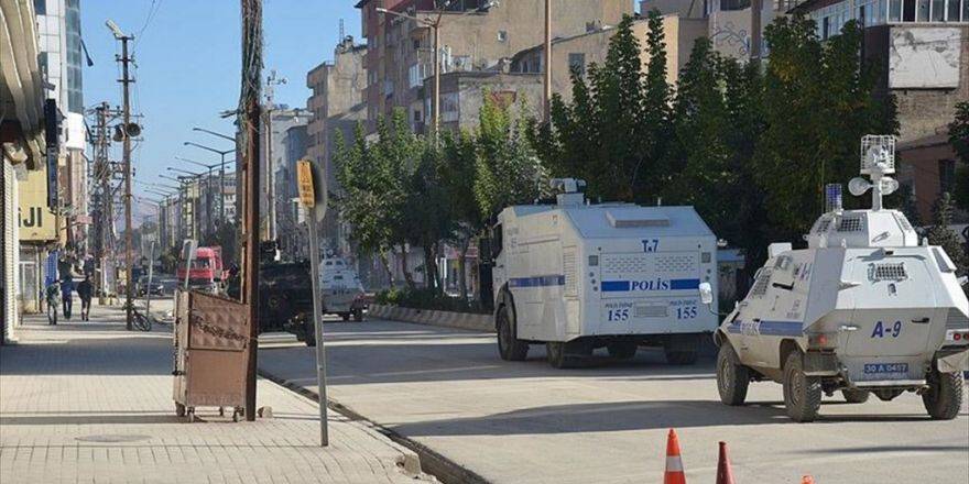 Yüksekova'da Sokağa Çıkma Yasağı