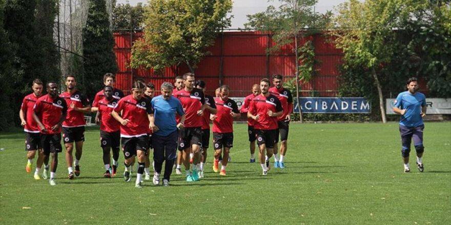 Gençlerbirliği Beraberliğe "Abone"
