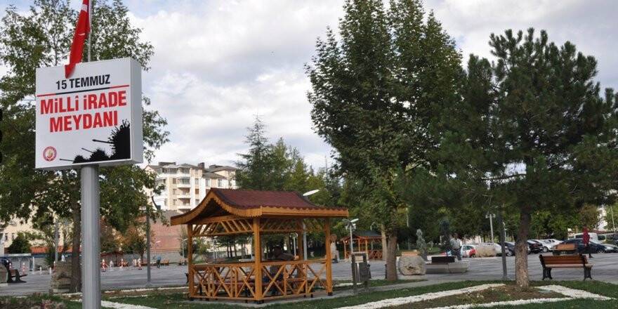 Seydişehir Belediye Meydanı’nın ismi "15 Temmuz Milli İrade Meydanı" oldu