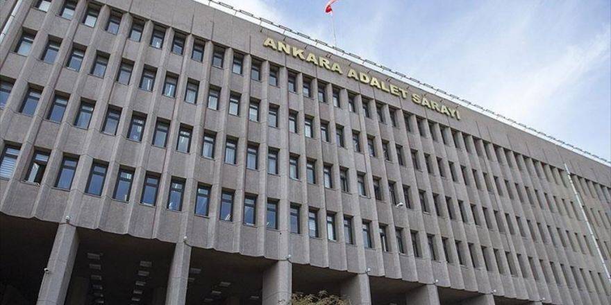 Yeniçağ Gazetesi Yazarı İslamoğulları Adliyeye Getirildi
