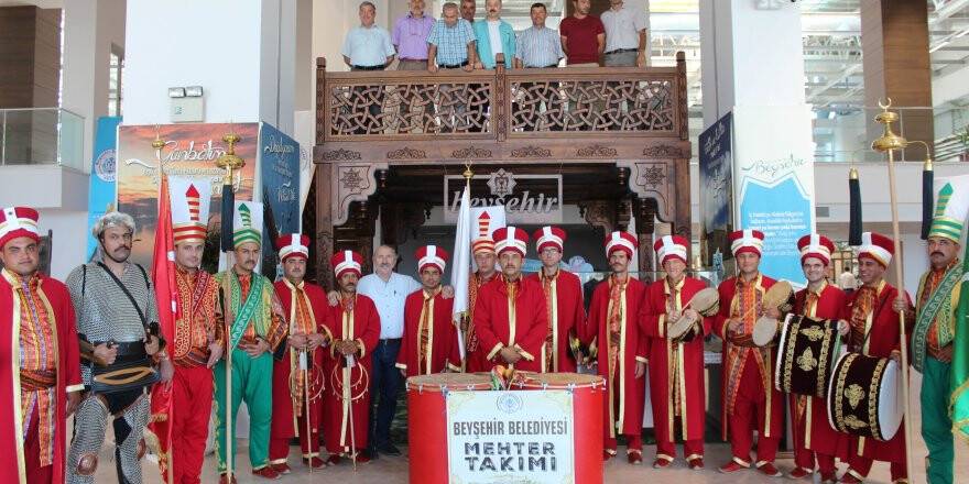 Beyşehir Belediyesi Mehteran Takımı konser vermeye başladı