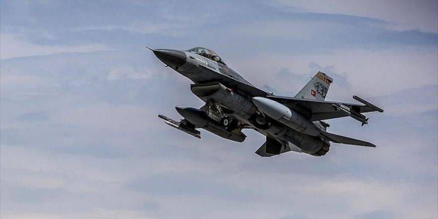 Tsk'dan Irak'ın Kuzeyine Hava Harekatı