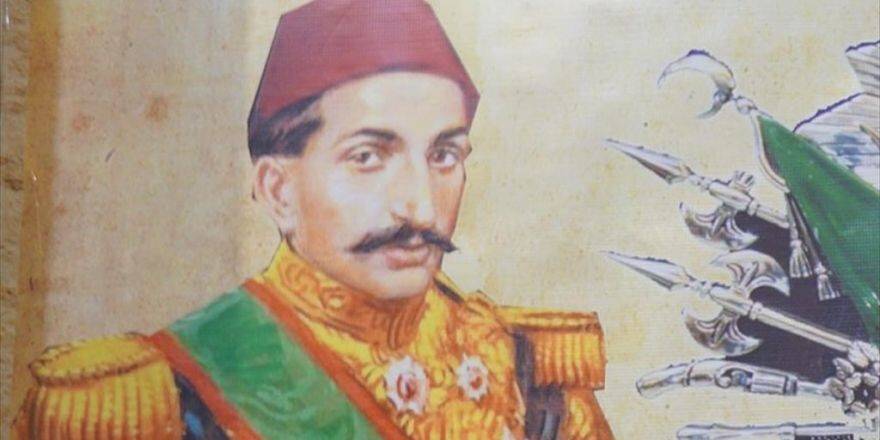 'Kamuoyunu Kamplaştırmak İçin Abdülhamid'e Saldırılıyor'