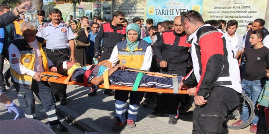 Konya'da tramvay yoluna düştü