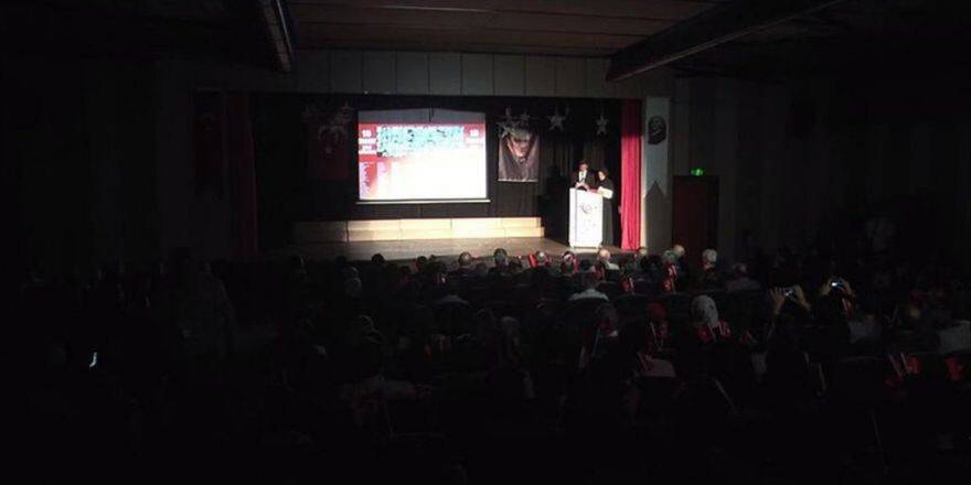 '15 Temmuz Demokrasi Zaferi Ve Şehitleri Anma' Programı Düzenlendi