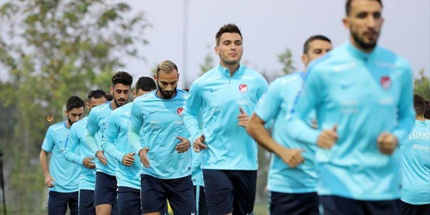 A Milli Futbol Takımı'nda Hedef İlk Galibiyet