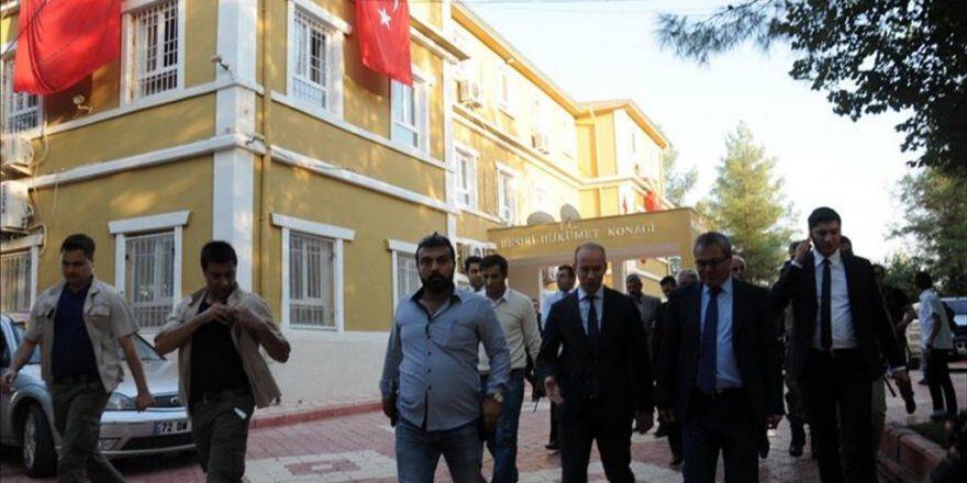 'Hepimize Düşen Halka Hizmettir'