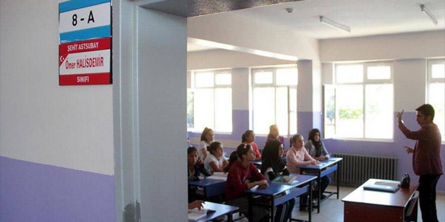 Şehitlerin İsimleri Sınıflarda Yaşatılıyor